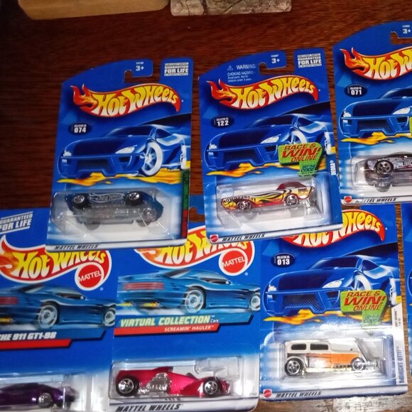 Collection of Vintage Hot Wheel Vehicles, New in Original Packages - Picture 6 of 7